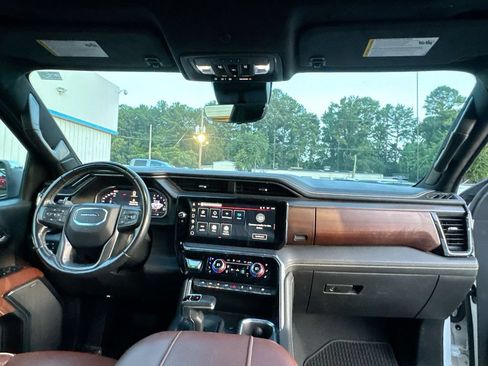 Used 2024 GMC Sierra 1500 Denali Ultimate AWD/4WD image 30