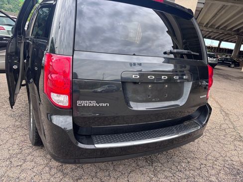 Used 2012 Dodge Grand Caravan Crew w/ Crew Value Pkg FWD image 4