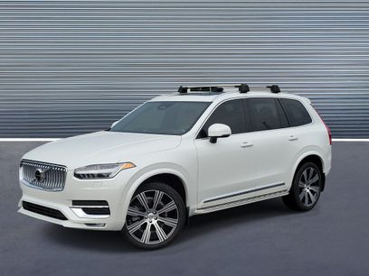 Used 2023 Volvo XC90 B6 Ultimate w/ Lounge Package
