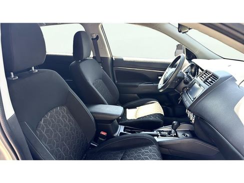 Used 2024 Mitsubishi Outlander Sport ES AWD/4WD image 19