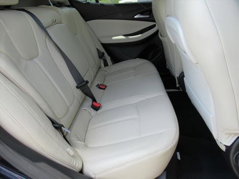 Used 2021 Buick Encore GX Select image 28