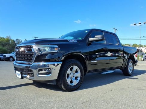 Used 2025 RAM 1500 Big Horn image 8