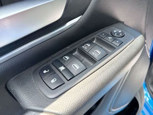 Used 2022 RAM 1500 Big Horn AWD/4WD image 13
