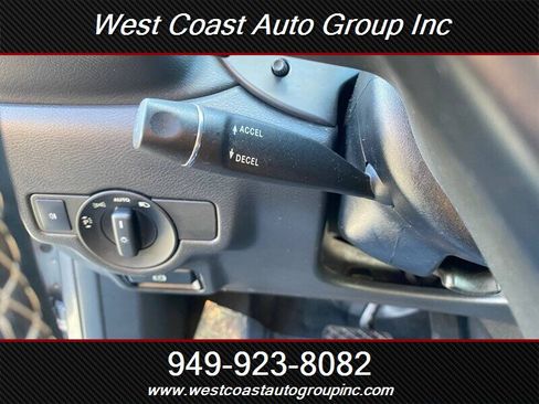 Used 2019 INFINITI QX30 image 21