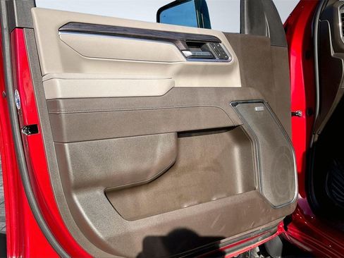 Used 2026 Chevrolet Silverado 2500 LTZ w/ LTZ Premium Package image 24