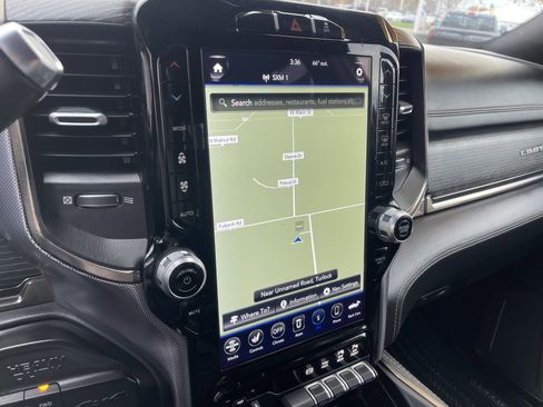 Used 2019 RAM 2500 Limited image 28