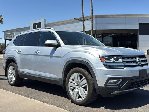 Used 2018 Volkswagen Atlas SEL Premium AWD/4WD image 2