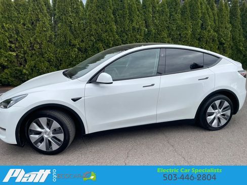 Used 2024 Tesla Model Y Long Range image 4