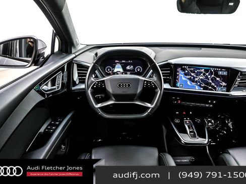 Used 2023 Audi Q4 e-tron Premium Plus w/ Premium Plus image 4
