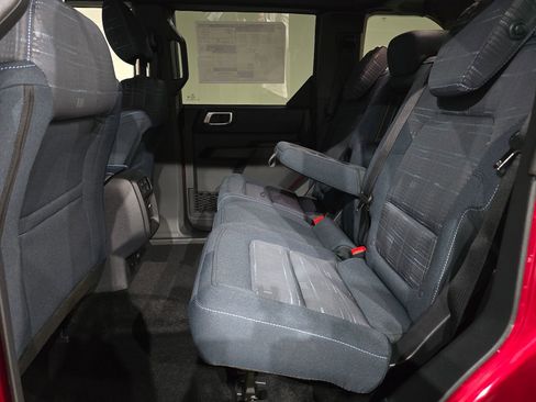 New 2025 Ford Bronco Heritage Edition image 30