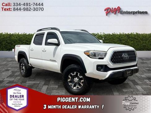 Used 2019 Toyota Tacoma TRD Off-Road AWD/4WD image 1