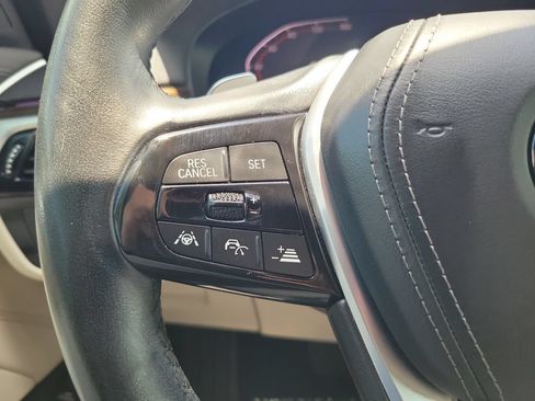 Used 2020 BMW 530i w/ Luxury Package RWD image 21