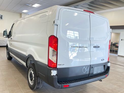 New 2026 Ford Transit 250 Low Roof w/ Load Area Protection Package RWD image 5