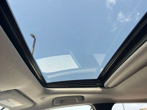 Certified 2023 Toyota Corolla Cross LE w/ Moonroof Package AWD/4WD image 16