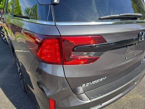New 2026 Honda Odyssey EX-L image 37