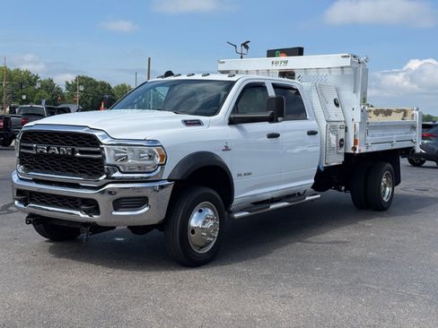 Used 2021 RAM 4500 Tradesman w/ Chrome Appearance Group AWD/4WD image 4