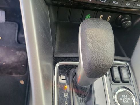 Used 2025 Mitsubishi Eclipse Cross SE AWD/4WD image 6