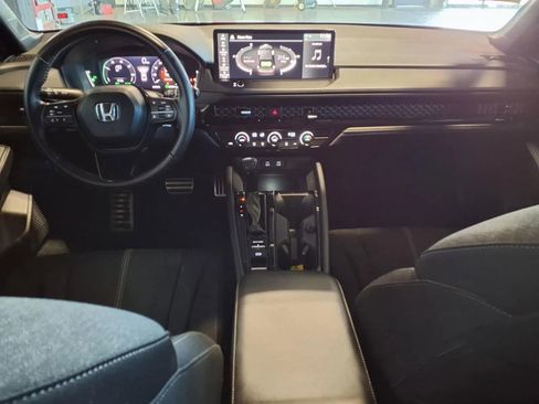 Used 2024 Honda Accord Sport image 13