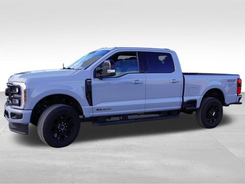 Certified 2025 Ford F350 Lariat w/ Black Appearance Package AWD/4WD image 10