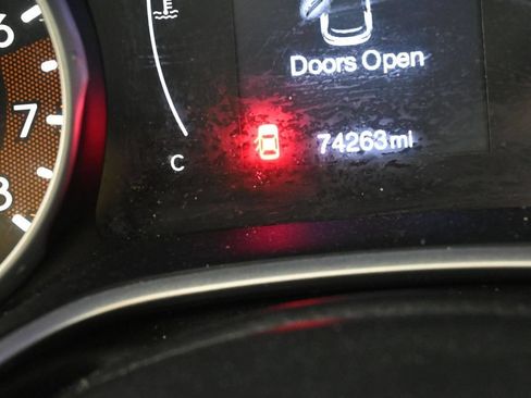 Used 2021 Jeep Compass Latitude AWD/4WD image 15