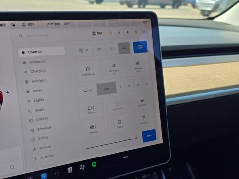 Used 2018 Tesla Model 3 Long Range RWD image 28