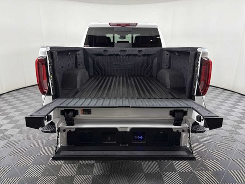 Used 2024 GMC Sierra 1500 Denali Ultimate AWD/4WD image 17