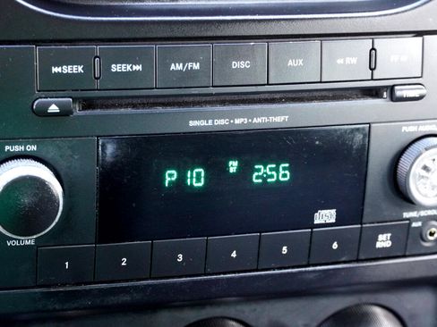 Used 2015 Jeep Compass Sport image 23