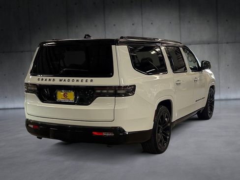 Used 2024 Jeep Grand Wagoneer L Series II w/ Quick Order Packagew 28T image 5