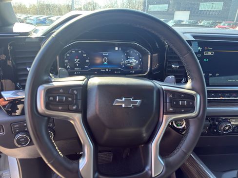 Used 2023 Chevrolet Silverado 1500 LT Trail Boss w/ Protection Package AWD/4WD image 18