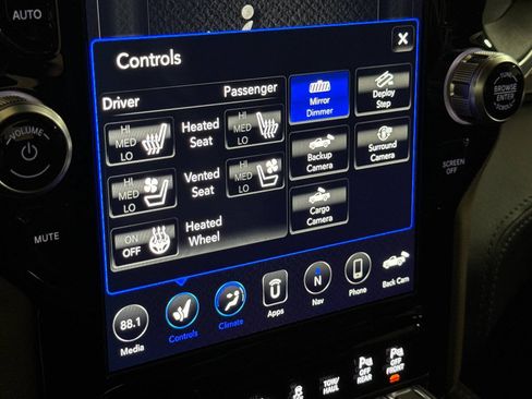 Used 2020 RAM 2500 Limited AWD/4WD image 67