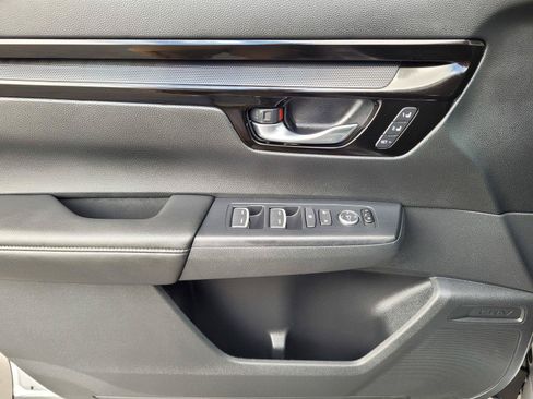 Used 2025 Honda CR-V EX-L image 24