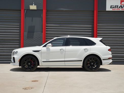 Used 2022 Bentley Bentayga Speed AWD/4WD image 12