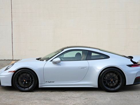 Used 2025 Porsche 911 Carrera GTS RWD image 49