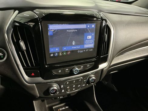 Used 2023 Chevrolet Traverse RS AWD/4WD image 21