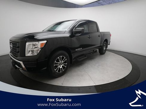 Used 2024 Nissan Titan SV w/ SV Convenience Package AWD/4WD image 1