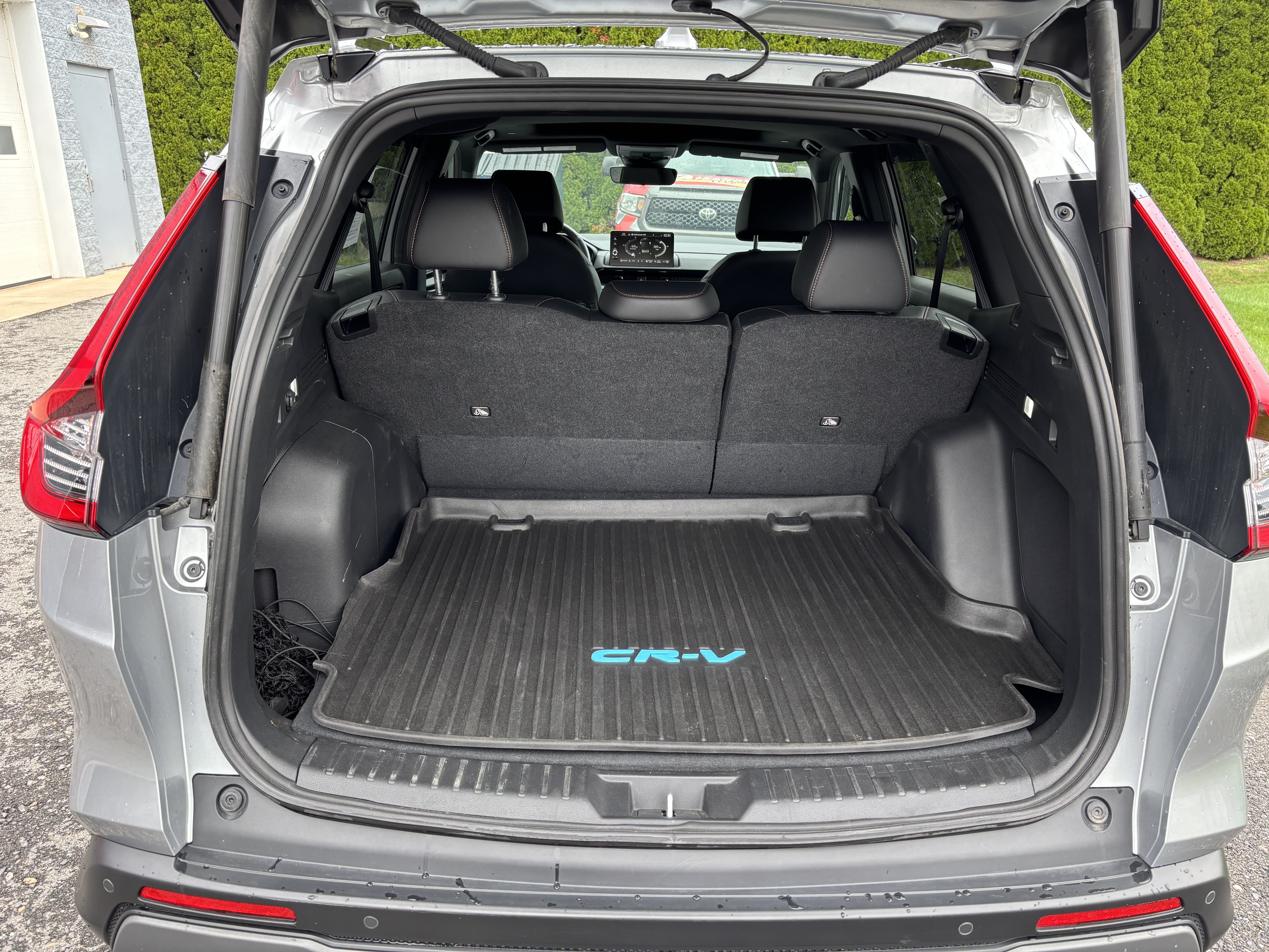 Used 2025 Honda CR-V Sport Touring image 5