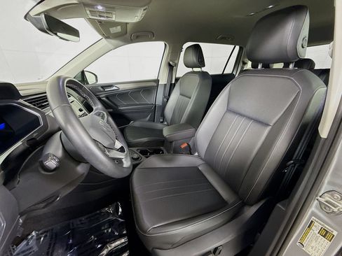Certified 2023 Volkswagen Tiguan SE AWD/4WD image 5