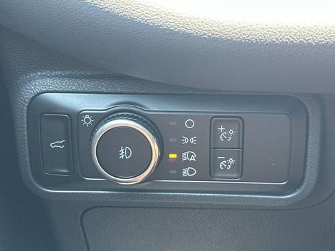 New 2025 Ford Explorer Active w/ Active Comfort Package image 28