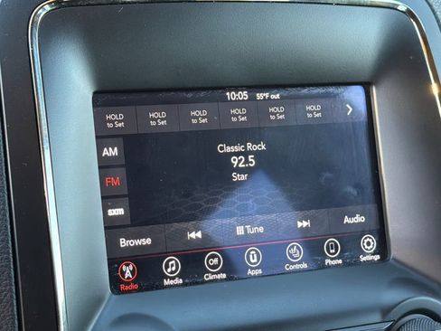 Used 2018 Dodge Durango GT image 24