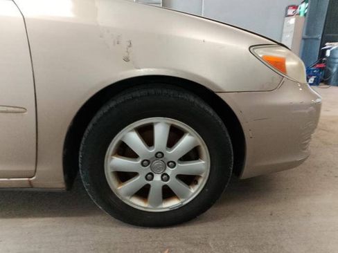 Used 2002 Toyota Camry LE FWD image 14
