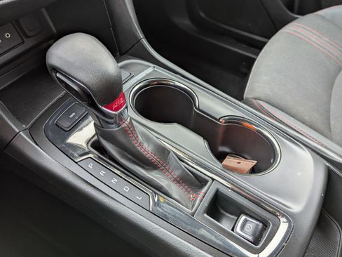 Used 2023 Chevrolet Equinox RS image 15