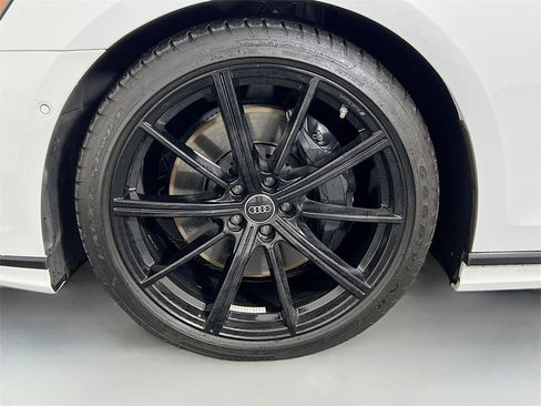 Used 2022 Audi A8 L 3.0T w/ Executive Package image 33