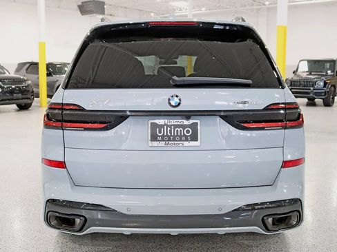 Used 2026 BMW X7 xDrive40i w/ M Sport Package AWD/4WD image 14