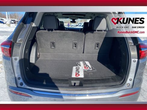Used 2021 Buick Enclave Avenir w/ Avenir Technology Package image 28