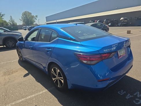 Used 2021 Nissan Sentra SV FWD image 4