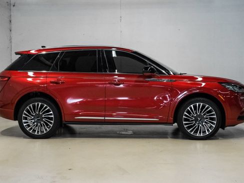 Used 2022 Lincoln Corsair AWD w/ Premium Package image 10