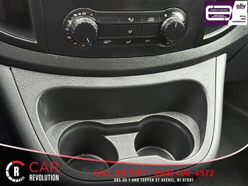 Used 2022 Mercedes-Benz Metris image 18