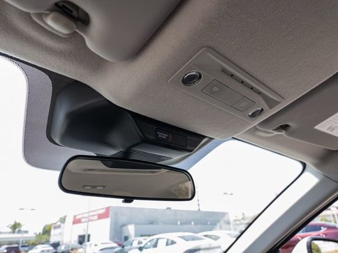 Used 2025 Nissan Kicks SV FWD image 30