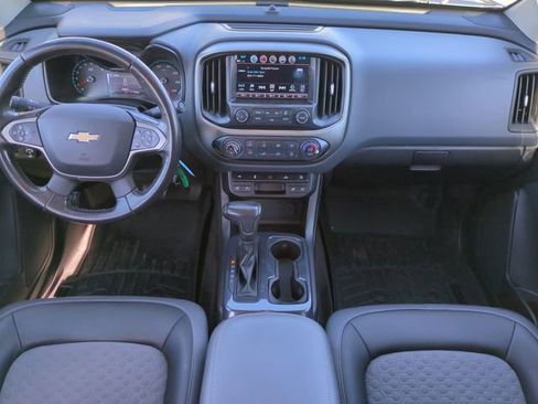 Used 2018 Chevrolet Colorado Z71 image 16