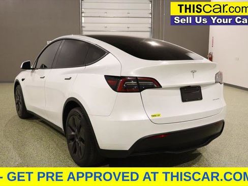 Used 2024 Tesla Model Y Long Range image 5